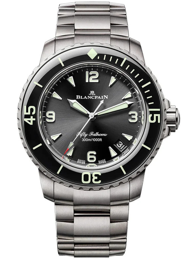 Blancpain Fifty Fathoms Automatique with black dial and metal bracelet