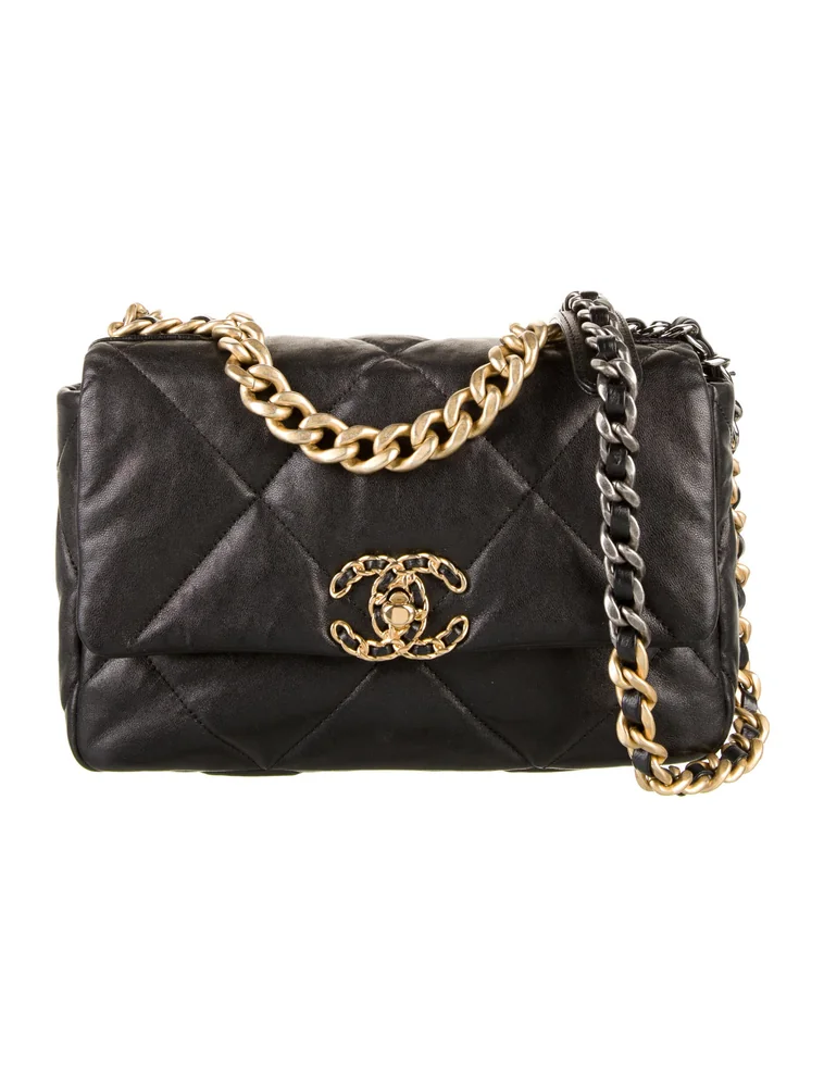 Chanel 19 medium flap bag in black quilted leather